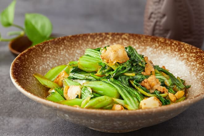 油渣炝炒小唐菜